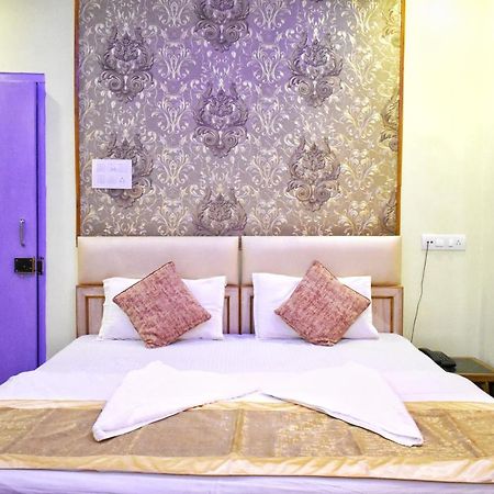 Hotel Picasso Varanasi Prime Location Exterior photo