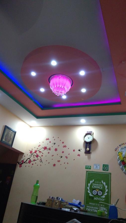 Hotel Picasso Varanasi Prime Location Exterior photo